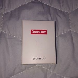 Supreme shower cap spring/summer 2019